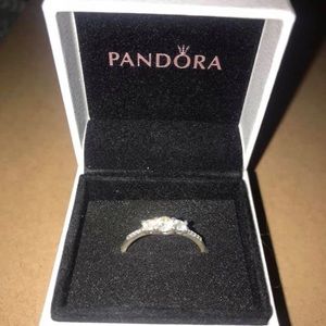 Pandora Ring